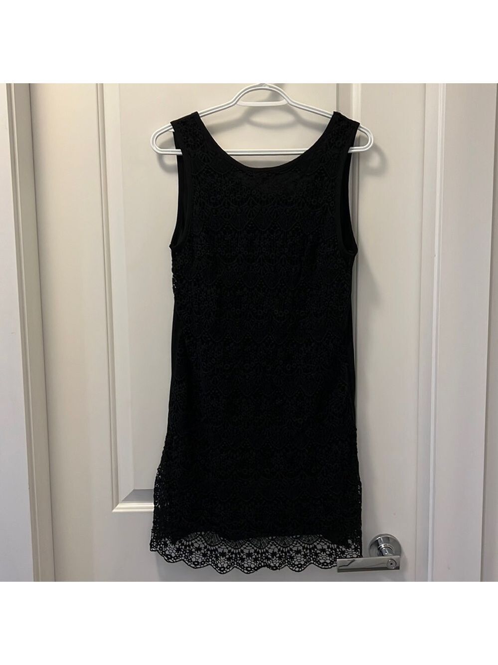 *4 for $25* Forever 21 Sleeveless Lace Dress